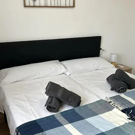 Cozy Bright In Apartment
